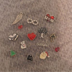 ✨FLOATING CHARM NECKLACE CHARMS✨